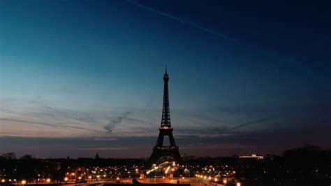 2048x1152 Eiffel Tower Night Time Clear Sky 2048x1152 Resolution Hd 4k