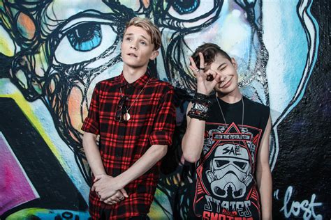 Bars And Melody Wallpapers Wallpaper Cave