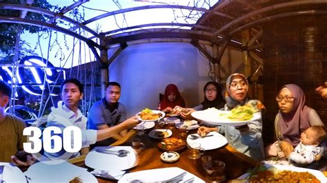 Hubungan jarak jauh terpaksa kamu jalani karena kekasih hati mempunyai tanggung jawab pekerjaan di luar kota. Selamat Berbuka Puasa | Dapur Bukhori Jepara - VR ...