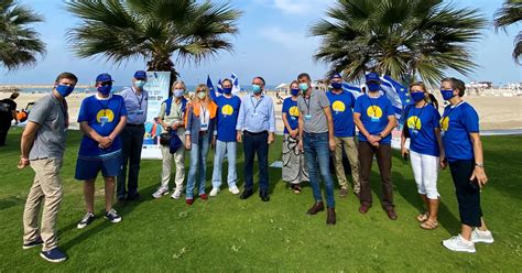 זה היה המהלך הדרמטי ביותר בתחום ה תחבורה השנה: מבצע 'ניקוי הים והחופים הגדול בעולם' לאורך חופי ישראל נפתח ...