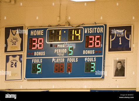 Basketball Scoreboard Hi Res Stock Photography And Images Alamy