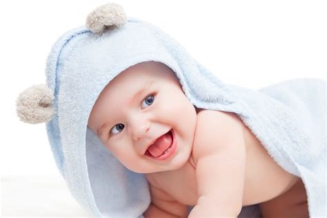 It draws moisture through direct contact. The 10 Best Baby Towels & Washcloths for Baby Bath Time ...