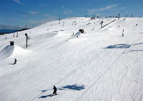 Top Rated Ski Resorts In Australia PlanetWare Best Ski Resorts Ski Resort Colorado Skiing