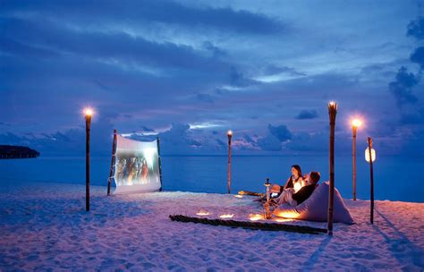 When do movie theaters open? 8 Outdoor Hotel Cinemas That Will Blow Your Mind | Travel Away