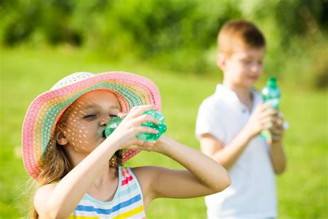7 Tips For Keeping Kids Hydrated During Hot Summer Days Worldwide