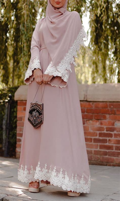 Venetian Lace Abaya In Pink