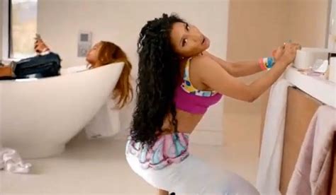 Nicki Minaj Premieres “feeling Myself” Music Video Feat Beyonce On