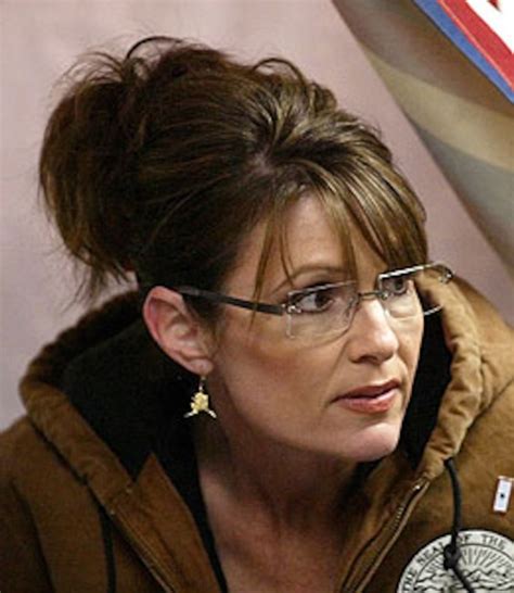 Palin Hunts Down Blogger Threatens Lawsuit
