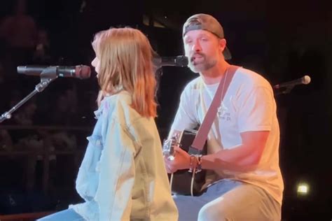 Walker Hayes And 9 Year Old Daughter Loxley Share Special Duet At Red
