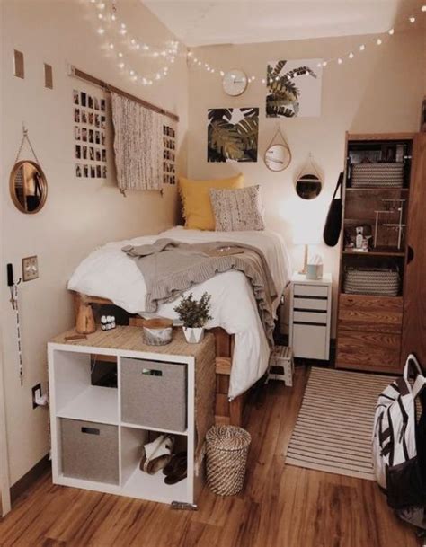1 Stunning Comfy Dorm Room Decor Ideas College Dorm Room Decor Dorm