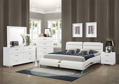 Modern White Leatherette 4 Pc Bedroom Set Astar Furniture