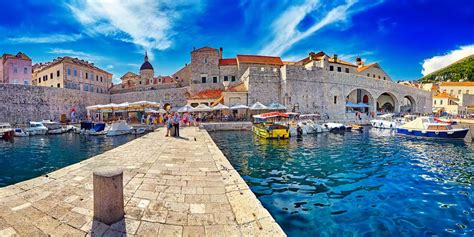Hos oss kan du finne overnattingsalternativene for en budsjettferie. Dubrovnik - Matkatoimisto CWT Kaleva Travel