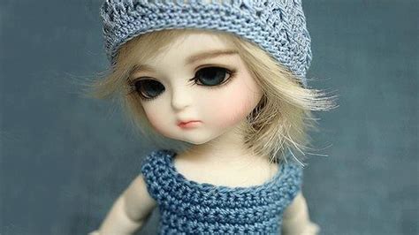 Cute Barbie Doll In Woolen Knitted Dress Hd Barbie Wallpapers Hd