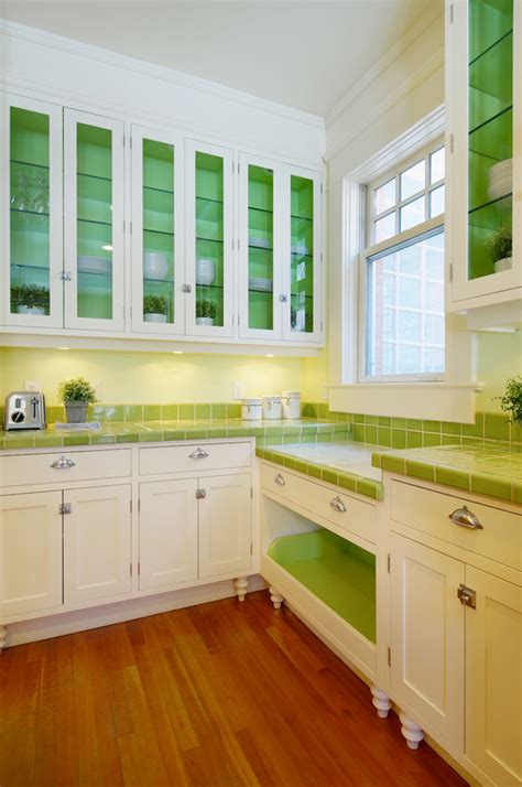 Do you want to learn how to install kitchen cabinets without hiring a professional to do it for you? Under cabinet baseboard