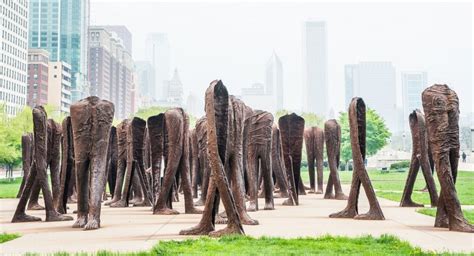 Chicagos 25 Most Spectacular Monuments And Public Art Pieces