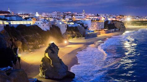 Albufeira is the largest and liveliest resort town in the algarve, and is able to. Albufeira - reisnaarPortugal.nl