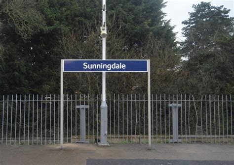 Sunningdale Station © N Chadwick Geograph Britain And Ireland
