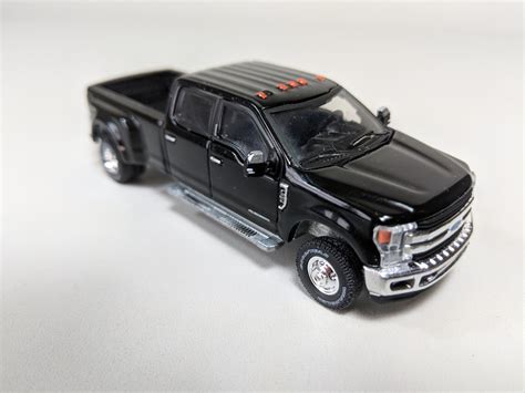 164 2018 Ford F 350 King Ranch Dually In Shadow Black Town And