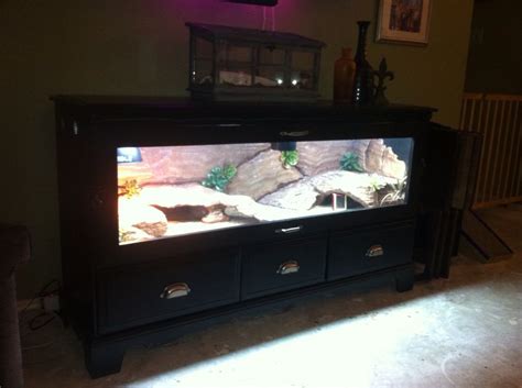 So this is my reptile / li. Dresser turned vivarium | Bearded dragon diy, Diy bearded ...