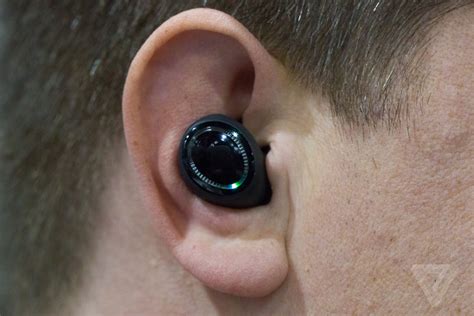 The First Truly Wireless Earbuds Are Here And Theyre Awesome The Verge