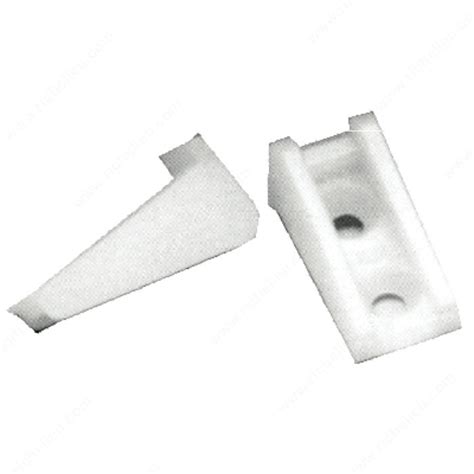 Fronts from every day wear, discoloration, chipping, peeling and water drips. Pull-Out Drawer and Door Protector - Richelieu Hardware