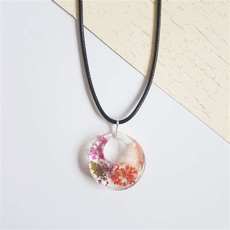 Dried Flower Resin Pendant Necklace Real Dried Pressed Etsy Uk