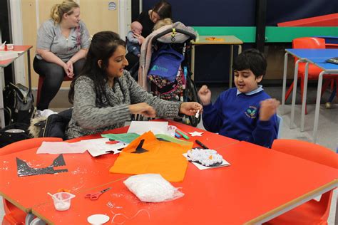 Parents Group Christmas Activity Acorns Primary School