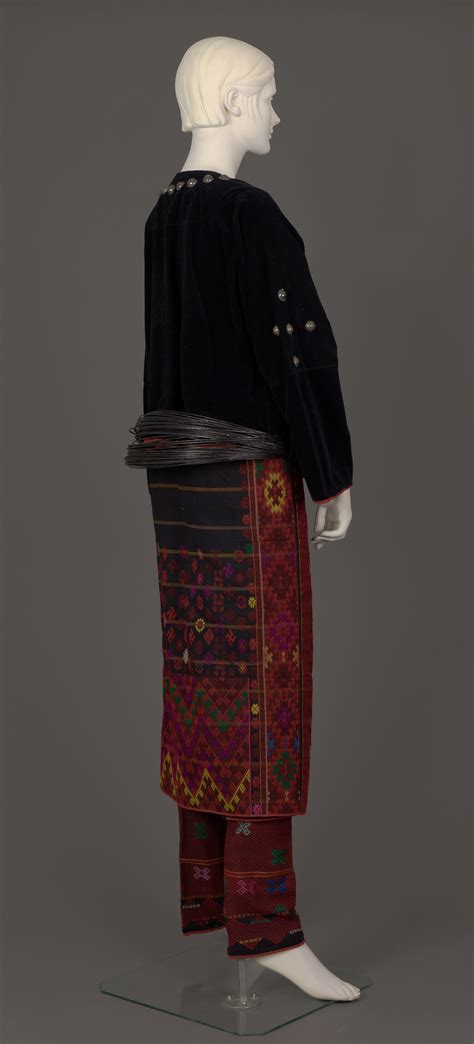 Mission to Myanmar: An Exploration of Traditional Kachin Dress | Cornell Fashion + Textile ...