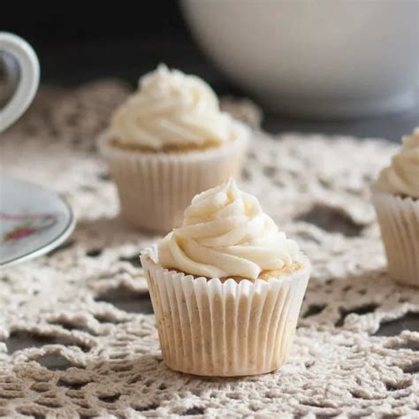 earl grey cupcakes with honey buttercream frosting goodie godmother