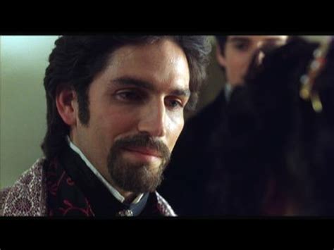 Edmond dantès (jim caviezel) in una scena del film. The Count of Monte Cristo