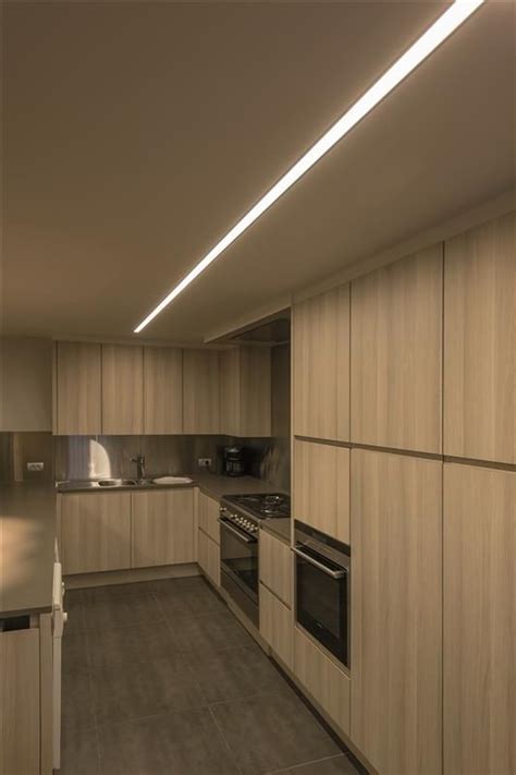 2u Recessed Kitchen Lighting By Tal Cozinhas Modernas Luminárias