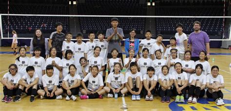 Notre dame parish a roman catholic church new hyde park, new york sunday 7 am, 9 am, 10:30 am, 12 pm, 3:30 pm (syro malabar), 5:30 pm 7 pm what's going on at notre dame? Notre Dame volleyball camp welcomes players from Beijing ...