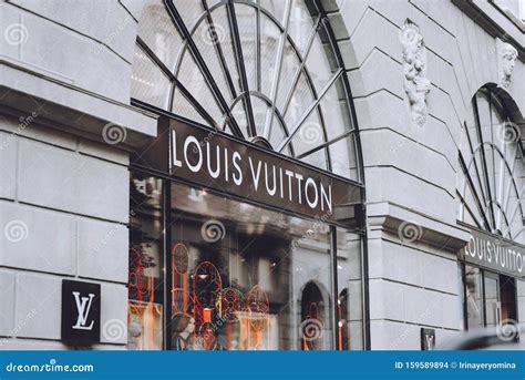 Louis Vuitton Boutique Logo Del Cartello Di Cartellone Cartellone