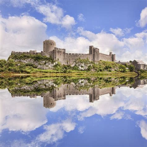 15 Best Castles In Wales The Crazy Tourist Castles In Wales