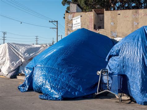 Opinion California’s Homelessness Crisis Threatens Democracy The New York Times