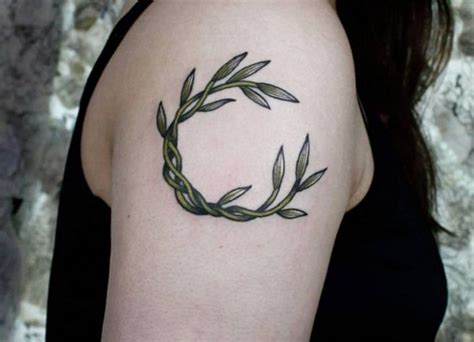 Leaves Tattoo Designs With Meanings 30 Concepts Nexttattoos