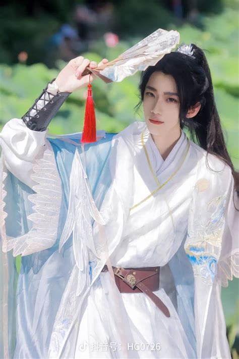 Cute Asian Guys Fantasy Dresses Cosplay Dress Chinese Clothing Pose Reference Photo Light