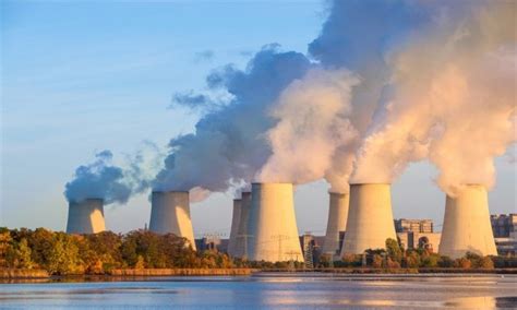 It not only makes people sick, but even causes death. Pros and Cons of Nuclear Energy - Pros an Cons