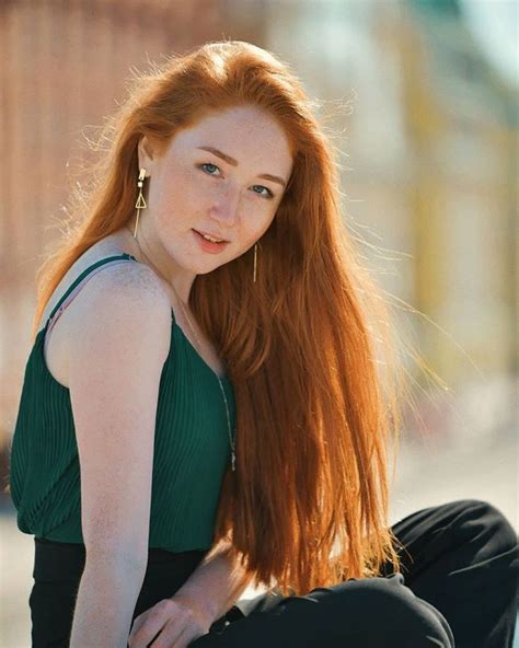 Pin By Pan Acerola Blerio On Zrzky Hair Styles Redheads Hair