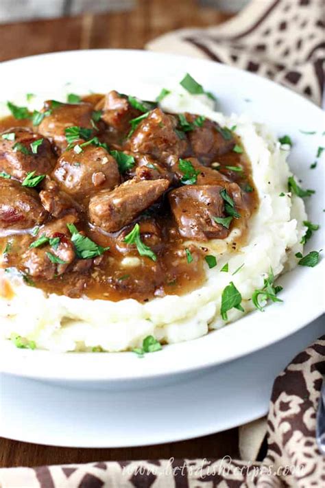 Slow Cooker Beef Tips With Gravy — Lets Dish Recipes