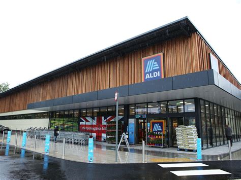 Lancaster's new Aldi store opens its doors | Lancaster Guardian