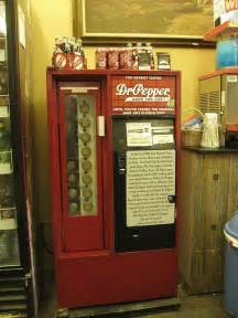 Dr Pepper Vending Machine Paper Model By 7aters Cubee