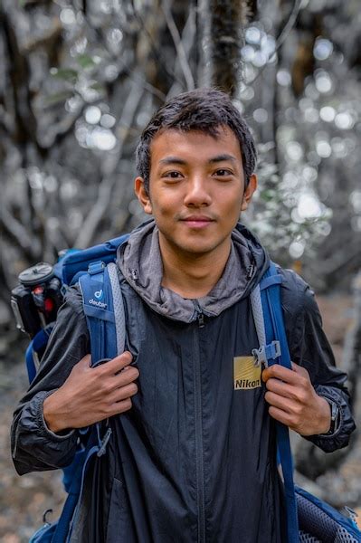 This Filipino ‘forbes 30 Under 30 Honoree Shoots Pictures To Protect