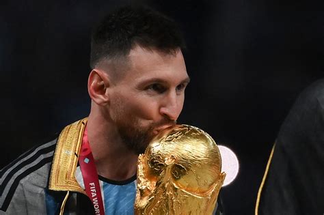 Coupe Du Monde Lionel Messi Lu Meilleur Joueur Du Tournoi