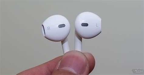 Iphone 5 Rumored To Launch With Redesigned Earphones [pics]