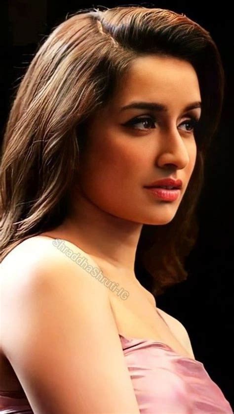 Pin By Umar Farooq On Sharada Bollywood Hairstyles Most Beautiful Bollywood Actress