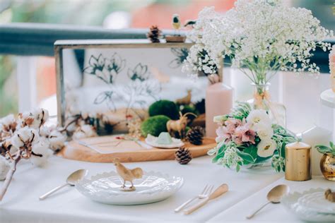 A Rustic Romantic Wedding Tablescape At Lewin Terrace Articles Singaporebrides