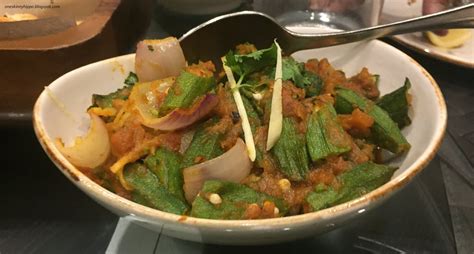 Skinnyhippo Malaysias Vegetarian Food Guide Khans Indian Cuisine