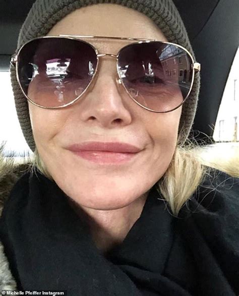 Michelle Pfeiffer 61 Is An Ageless Beauty In Makeup Free Selfie