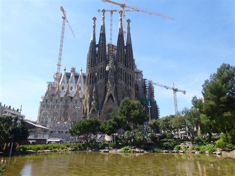 Gaudí Sagrada Familia History
